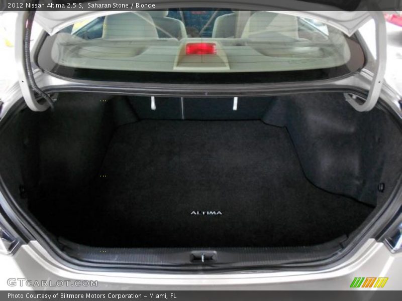 Saharan Stone / Blonde 2012 Nissan Altima 2.5 S