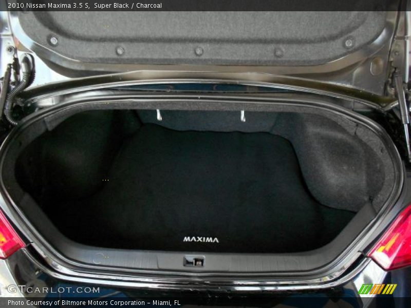 Super Black / Charcoal 2010 Nissan Maxima 3.5 S