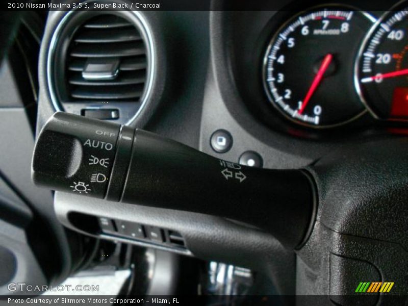 Super Black / Charcoal 2010 Nissan Maxima 3.5 S