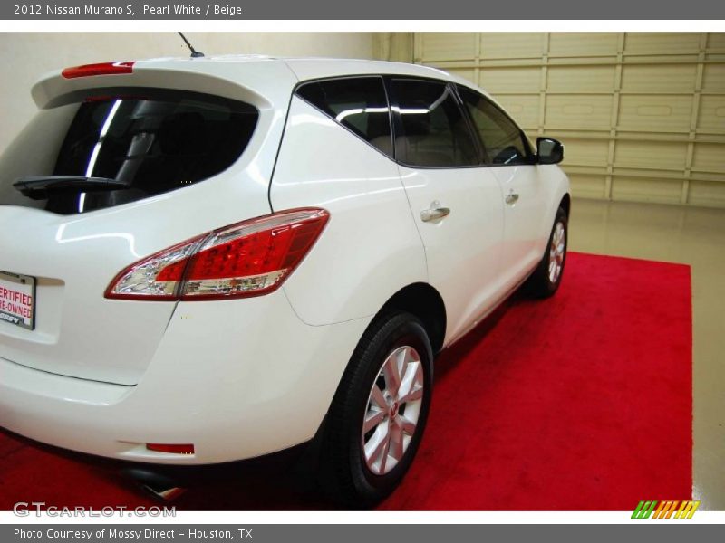 Pearl White / Beige 2012 Nissan Murano S