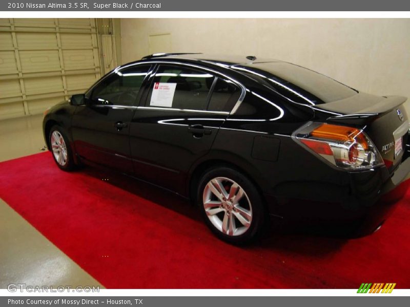 Super Black / Charcoal 2010 Nissan Altima 3.5 SR