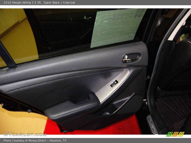 Super Black / Charcoal 2010 Nissan Altima 3.5 SR