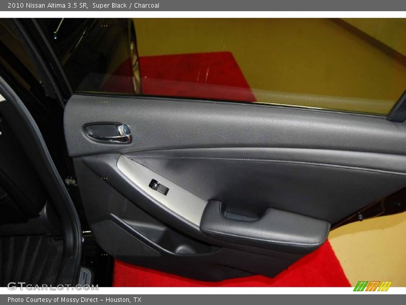 Super Black / Charcoal 2010 Nissan Altima 3.5 SR