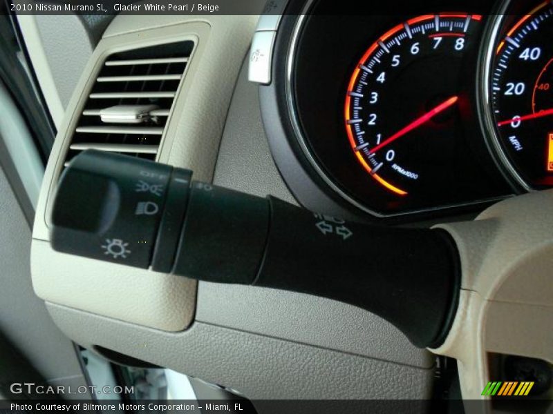 Glacier White Pearl / Beige 2010 Nissan Murano SL
