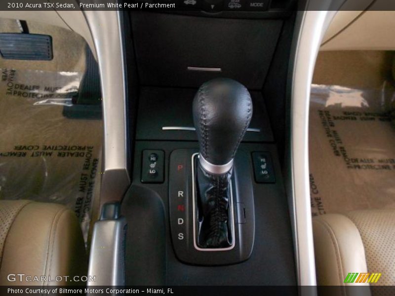 Premium White Pearl / Parchment 2010 Acura TSX Sedan