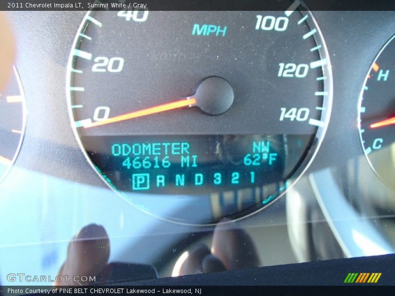 Summit White / Gray 2011 Chevrolet Impala LT