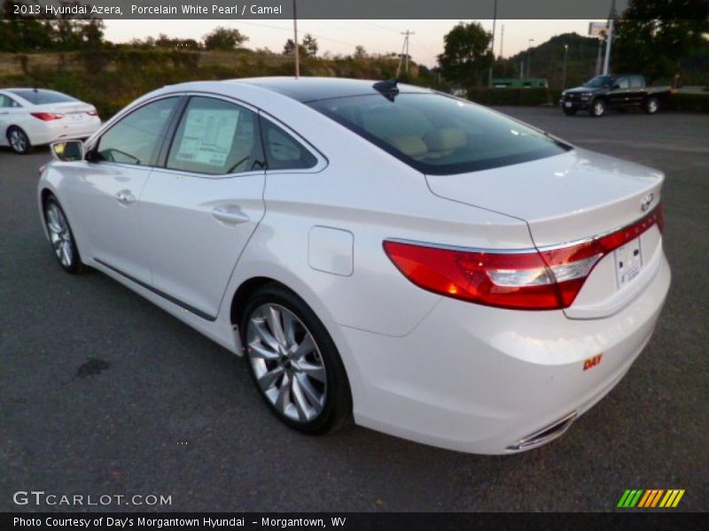 Porcelain White Pearl / Camel 2013 Hyundai Azera
