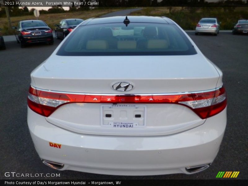 Porcelain White Pearl / Camel 2013 Hyundai Azera