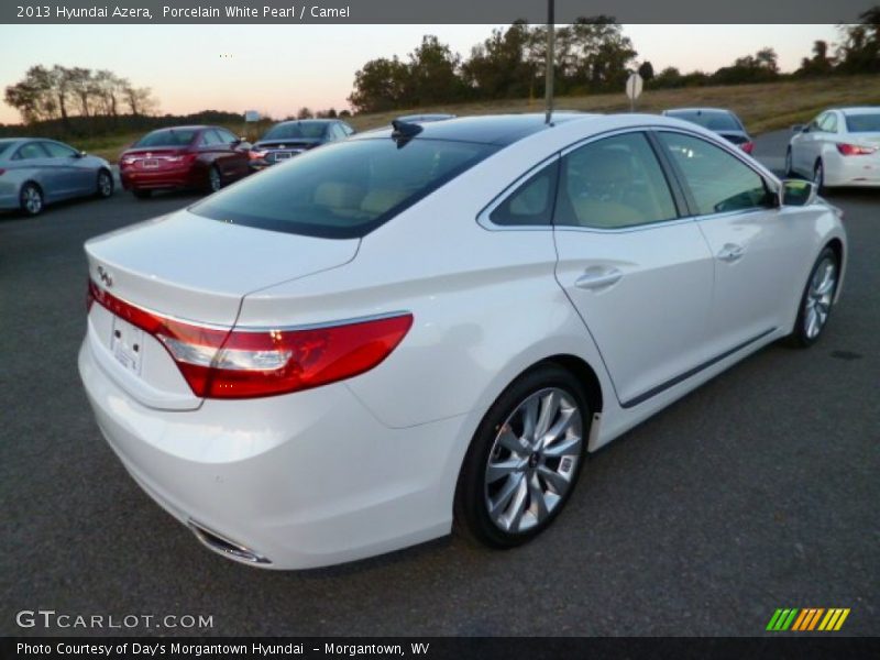 Porcelain White Pearl / Camel 2013 Hyundai Azera