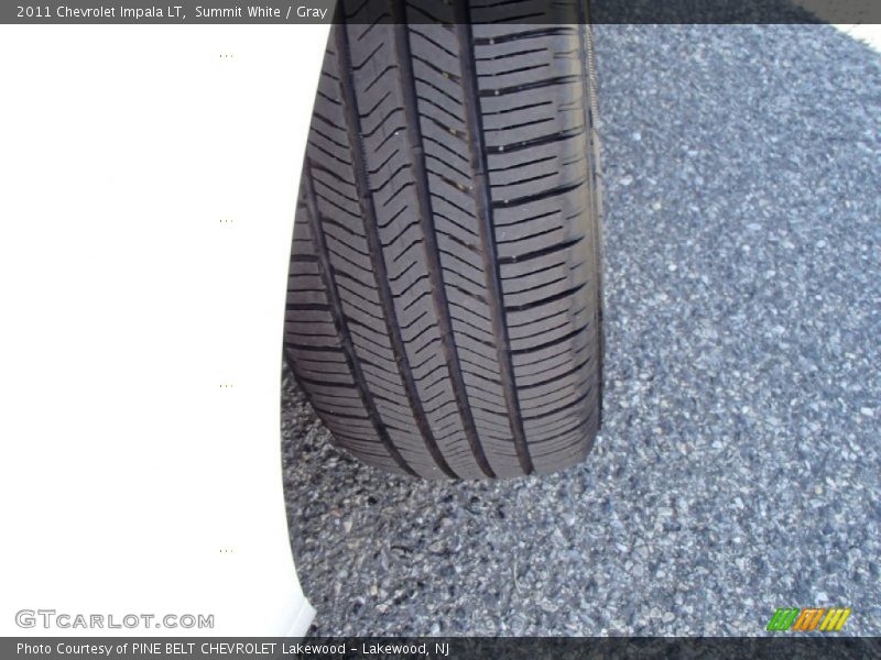 Summit White / Gray 2011 Chevrolet Impala LT