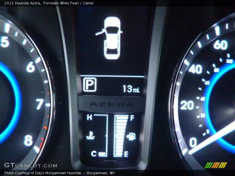 Porcelain White Pearl / Camel 2013 Hyundai Azera