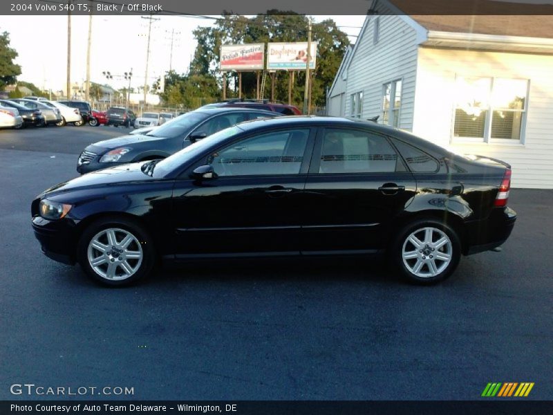 Black / Off Black 2004 Volvo S40 T5