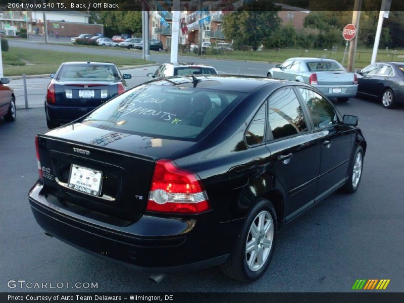 Black / Off Black 2004 Volvo S40 T5