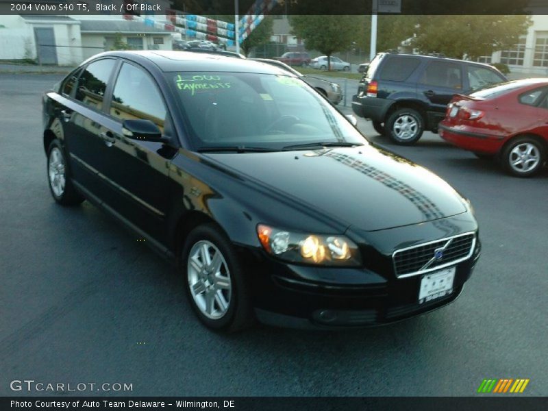 Black / Off Black 2004 Volvo S40 T5