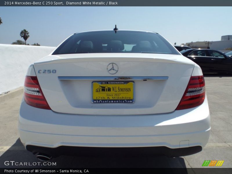 Diamond White Metallic / Black 2014 Mercedes-Benz C 250 Sport