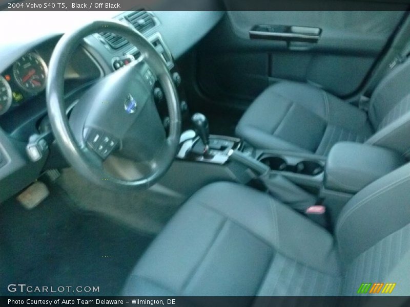 Black / Off Black 2004 Volvo S40 T5