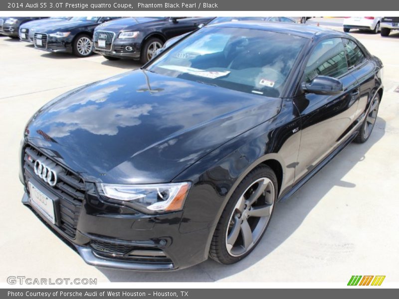 Front 3/4 View of 2014 S5 3.0T Prestige quattro Coupe