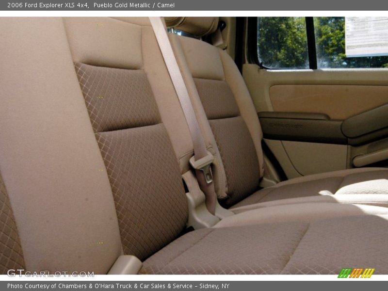 Pueblo Gold Metallic / Camel 2006 Ford Explorer XLS 4x4