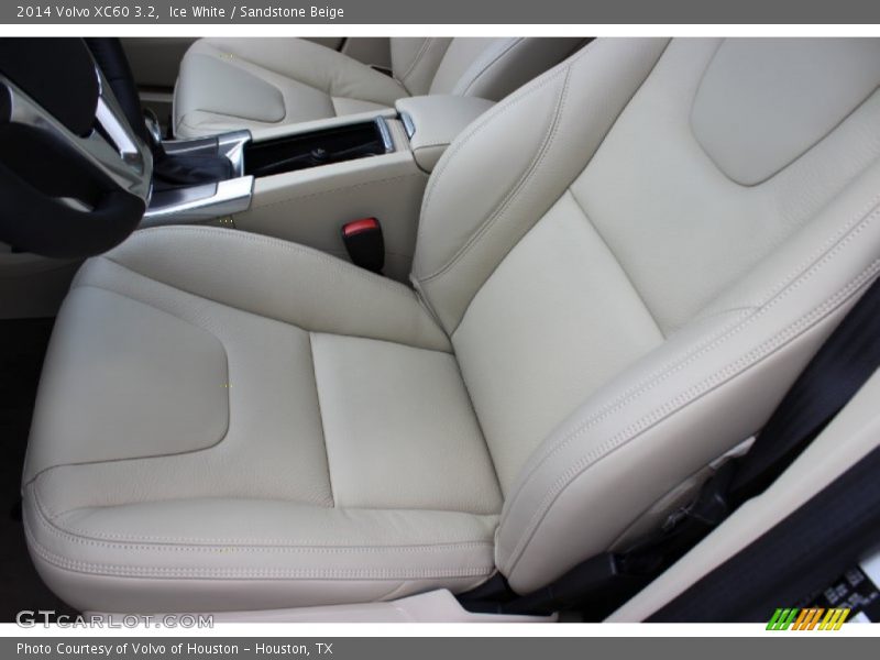 Ice White / Sandstone Beige 2014 Volvo XC60 3.2