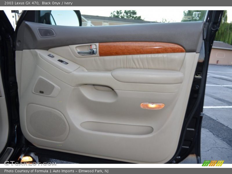 Black Onyx / Ivory 2003 Lexus GX 470