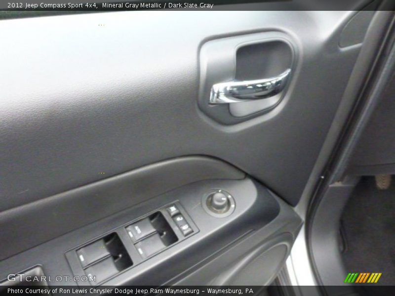 Mineral Gray Metallic / Dark Slate Gray 2012 Jeep Compass Sport 4x4