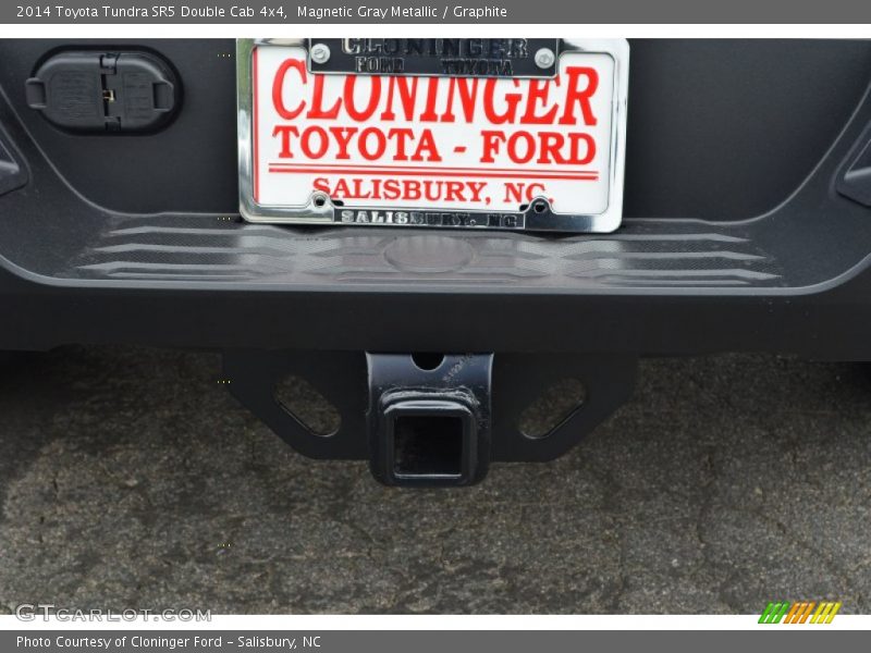Magnetic Gray Metallic / Graphite 2014 Toyota Tundra SR5 Double Cab 4x4