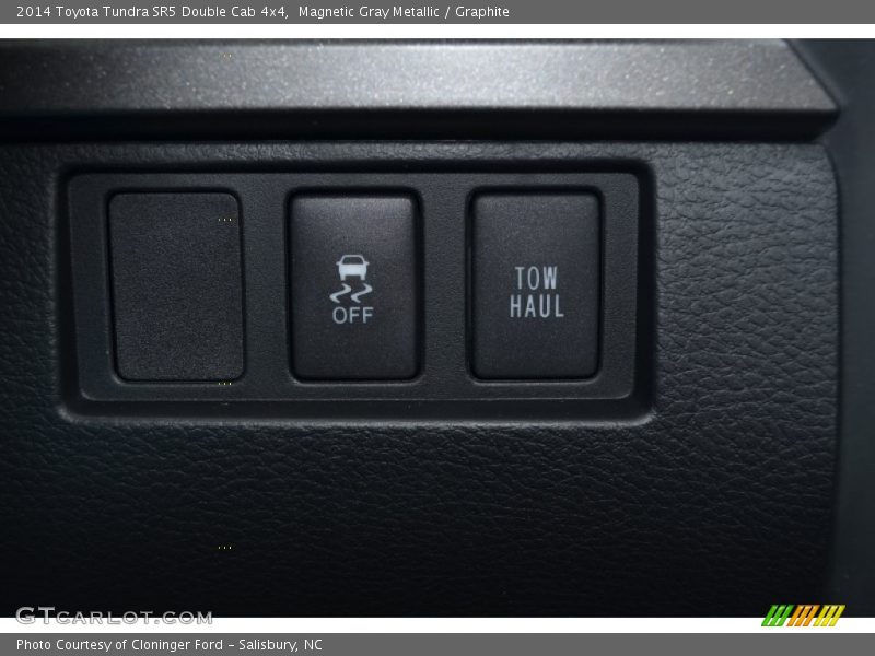 Magnetic Gray Metallic / Graphite 2014 Toyota Tundra SR5 Double Cab 4x4