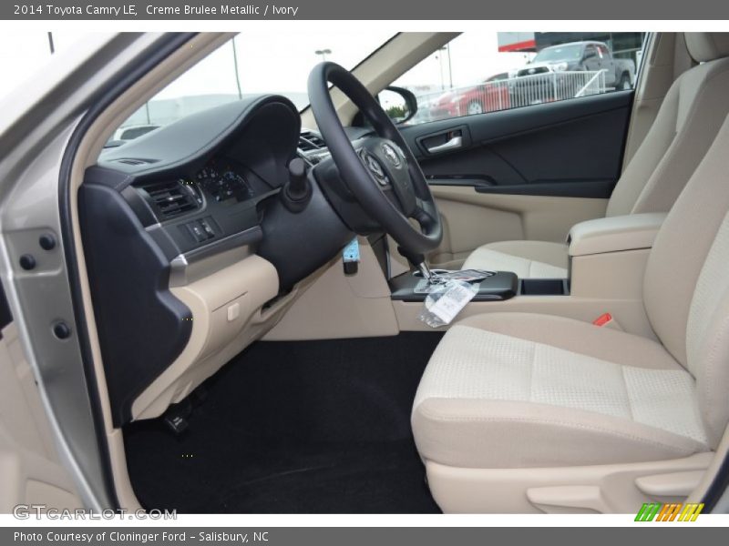 Creme Brulee Metallic / Ivory 2014 Toyota Camry LE