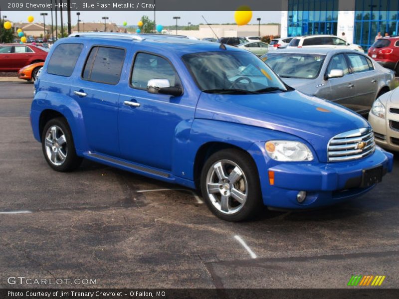 Front 3/4 View of 2009 HHR LT