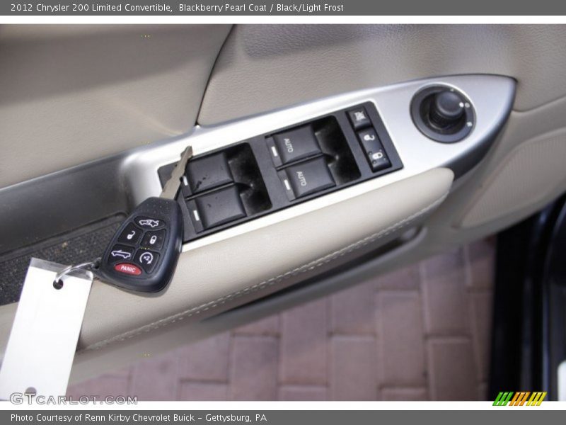 Blackberry Pearl Coat / Black/Light Frost 2012 Chrysler 200 Limited Convertible