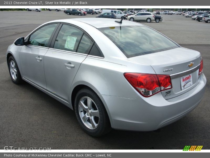 Silver Ice Metallic / Jet Black 2013 Chevrolet Cruze LT