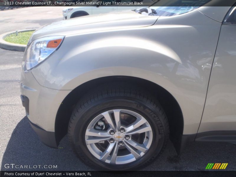 Champagne Silver Metallic / Light Titanium/Jet Black 2013 Chevrolet Equinox LT