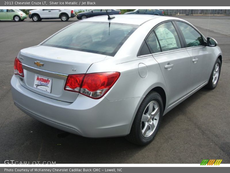 Silver Ice Metallic / Jet Black 2013 Chevrolet Cruze LT