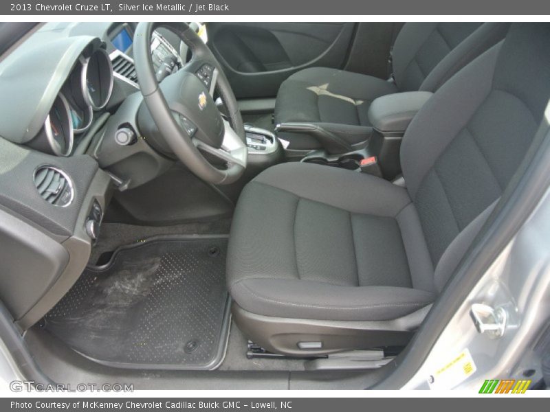 Silver Ice Metallic / Jet Black 2013 Chevrolet Cruze LT