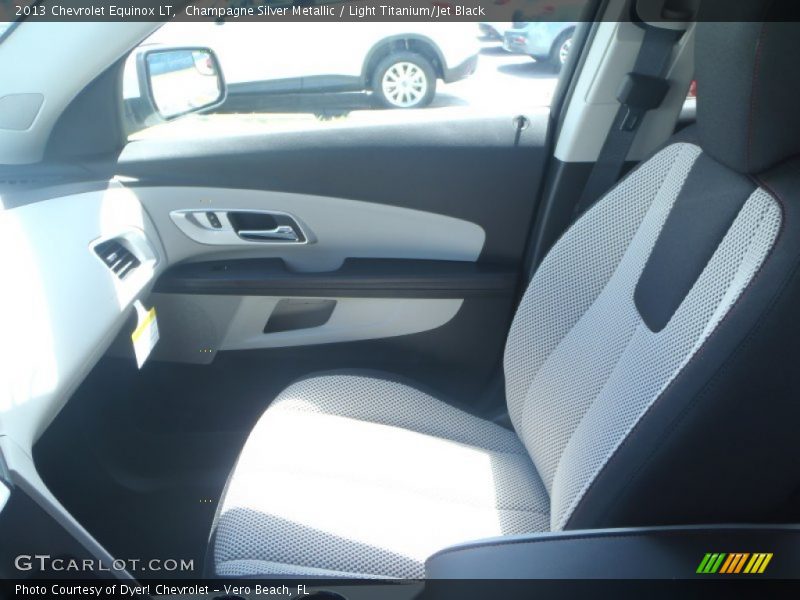 Champagne Silver Metallic / Light Titanium/Jet Black 2013 Chevrolet Equinox LT