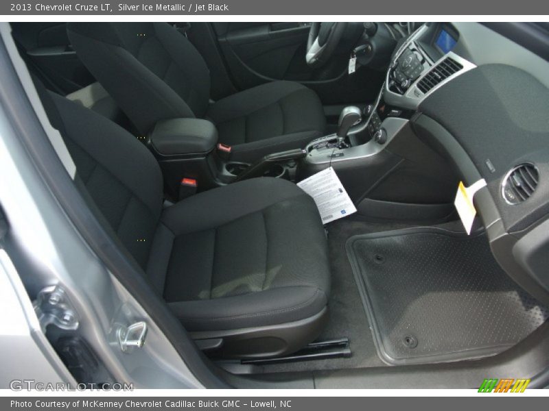 Silver Ice Metallic / Jet Black 2013 Chevrolet Cruze LT
