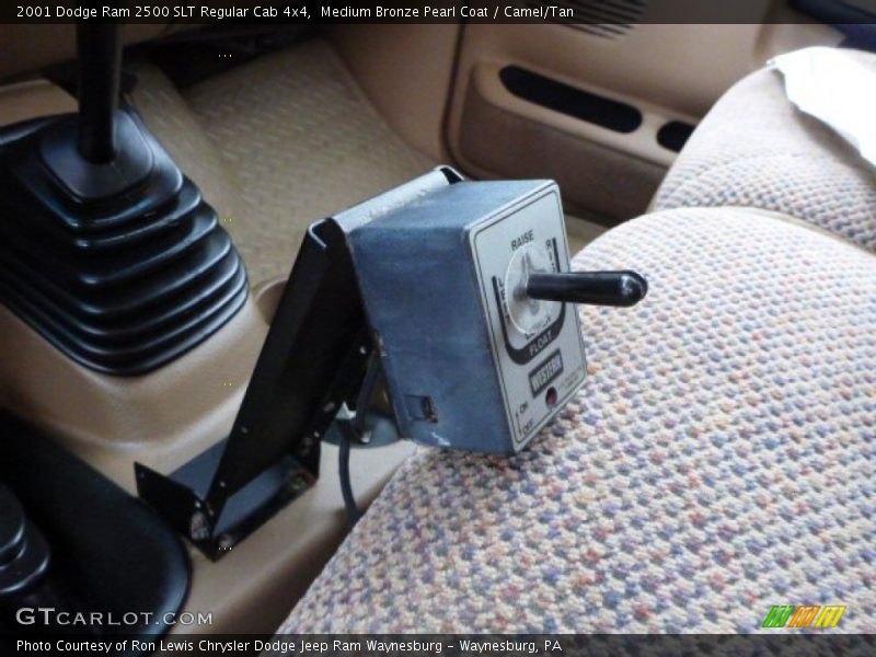 Medium Bronze Pearl Coat / Camel/Tan 2001 Dodge Ram 2500 SLT Regular Cab 4x4