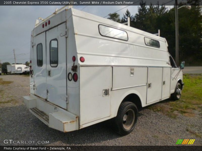 Summit White / Medium Dark Pewter 2005 Chevrolet Express 3500 Cutaway Utility Van