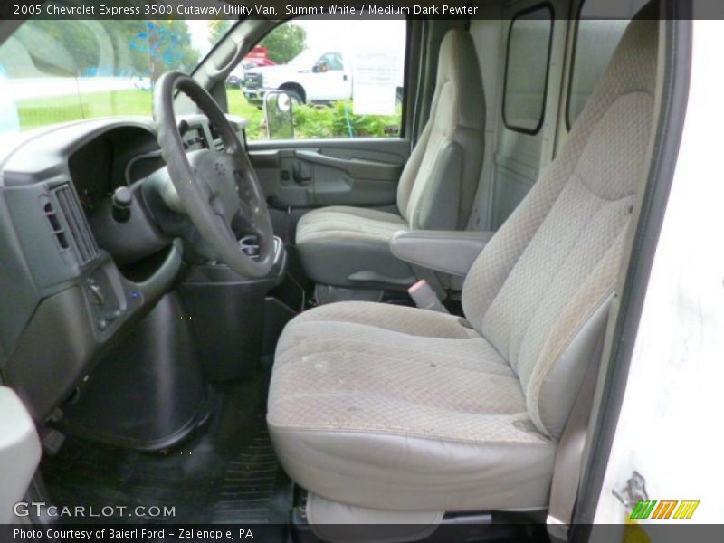 Summit White / Medium Dark Pewter 2005 Chevrolet Express 3500 Cutaway Utility Van