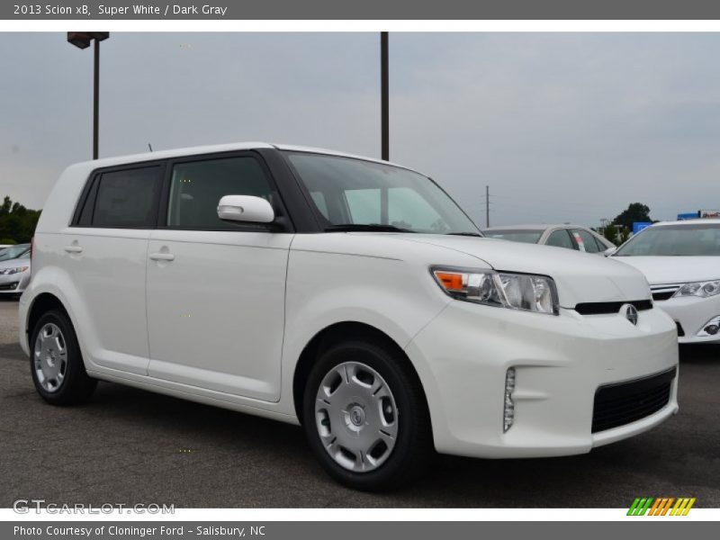 Super White / Dark Gray 2013 Scion xB