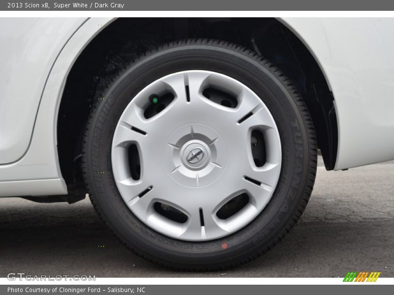Super White / Dark Gray 2013 Scion xB