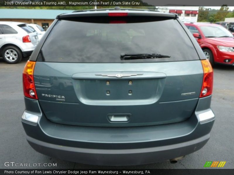 Magnesium Green Pearl / Dark Slate Gray 2005 Chrysler Pacifica Touring AWD