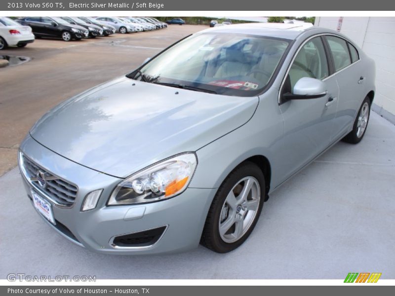 Electric Silver Metallic / Soft Beige 2013 Volvo S60 T5