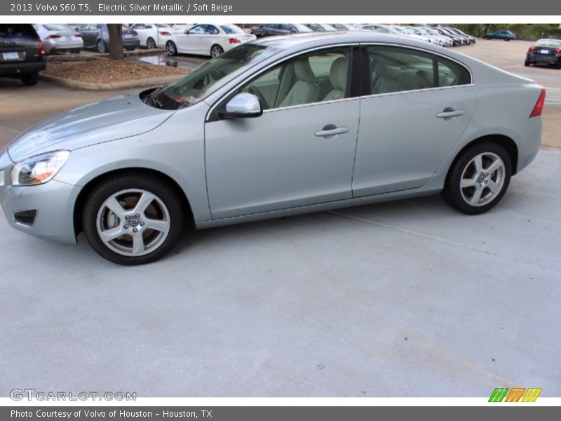 Electric Silver Metallic / Soft Beige 2013 Volvo S60 T5