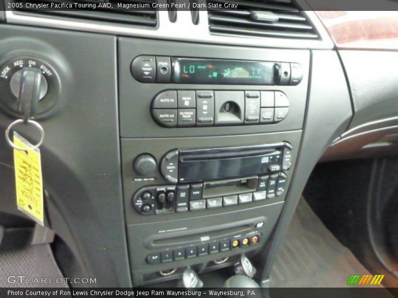 Magnesium Green Pearl / Dark Slate Gray 2005 Chrysler Pacifica Touring AWD