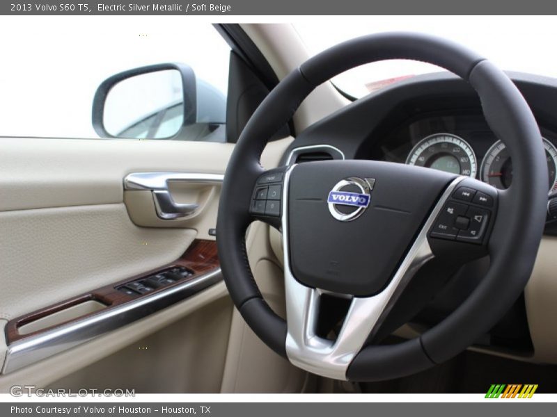 Electric Silver Metallic / Soft Beige 2013 Volvo S60 T5