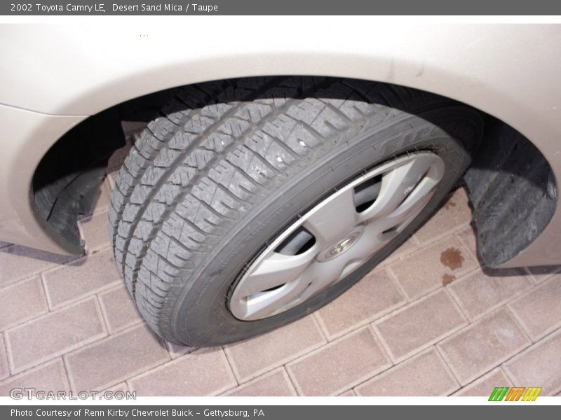 Desert Sand Mica / Taupe 2002 Toyota Camry LE