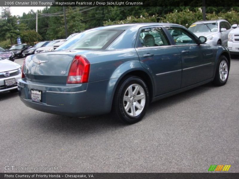 Magnesium Pearlcoat / Deep Jade/Light Graystone 2006 Chrysler 300 Touring