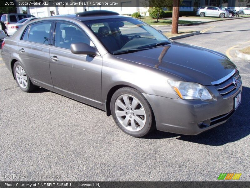 Phantom Gray Pearl / Graphite Gray 2005 Toyota Avalon XLS