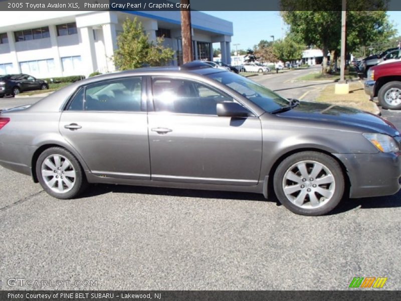 Phantom Gray Pearl / Graphite Gray 2005 Toyota Avalon XLS
